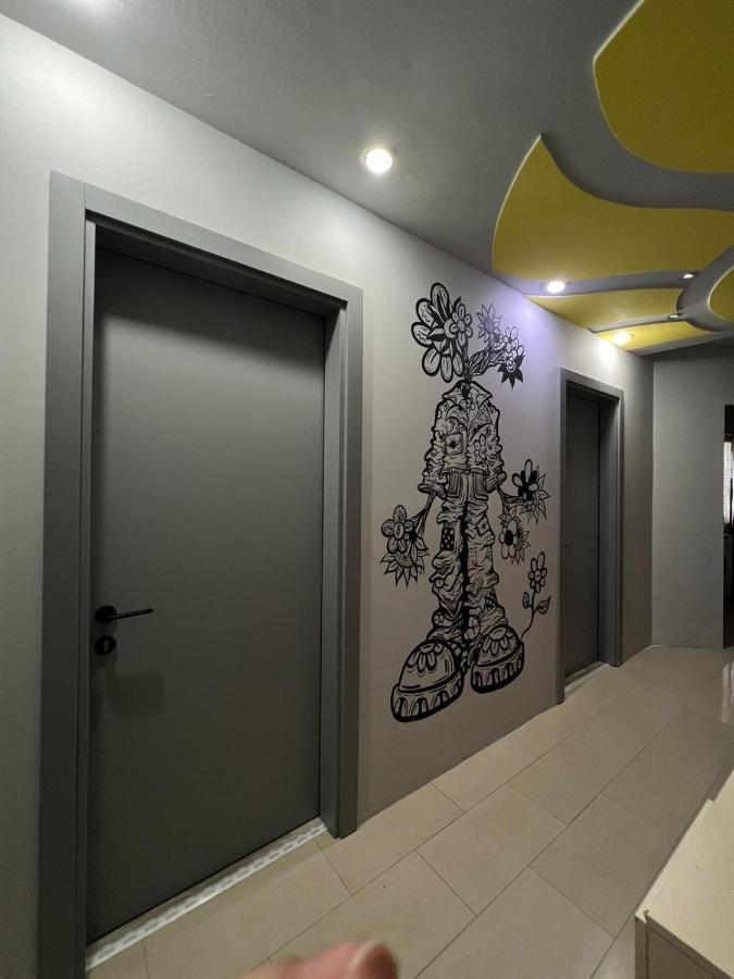 The Rooftop Hostel Shkodra Exterior foto