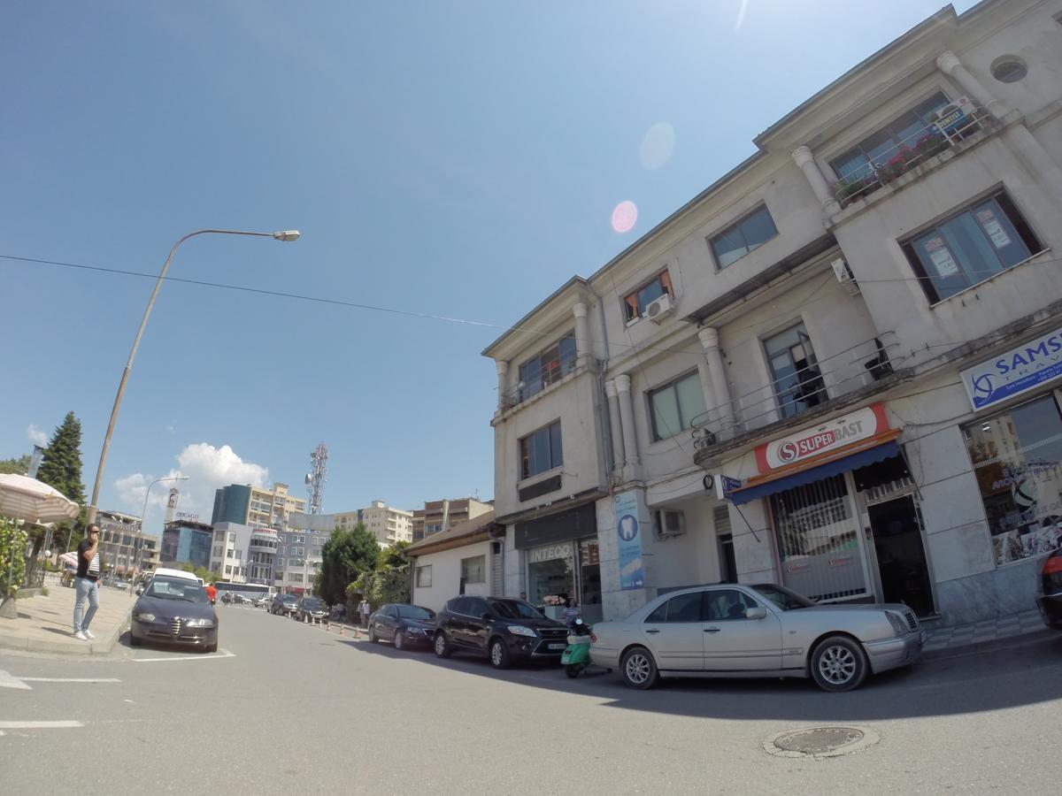 The Rooftop Hostel Shkodra Exterior foto