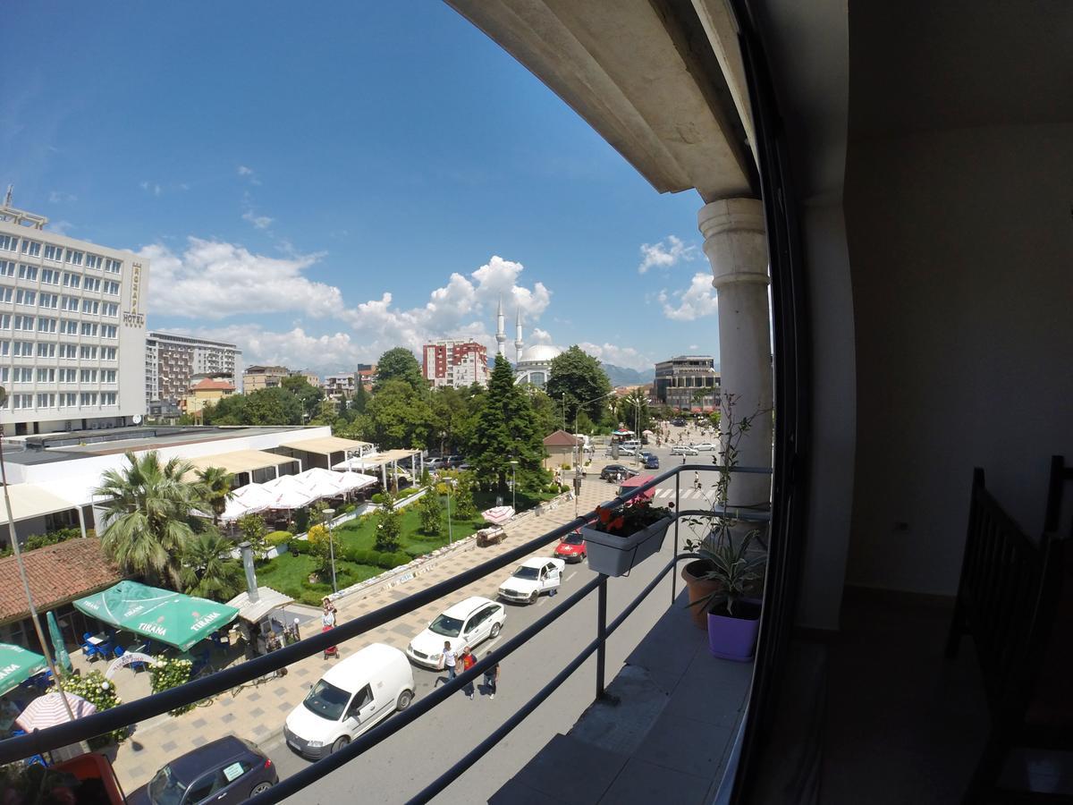 The Rooftop Hostel Shkodra Exterior foto